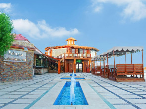 Sunrise Crystal Bay Resort