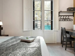 Отель BruStar Gotic-Centric