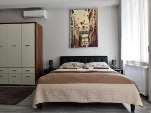 Corvin Point Rooms and Apartments