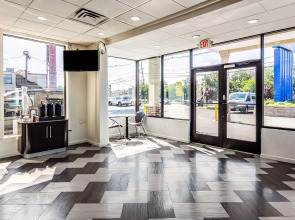 Motel 6 Elizabeth, NJ - Newark Liberty Intl Airport