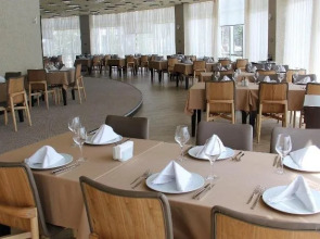 Agsaray Deluxe Hotel