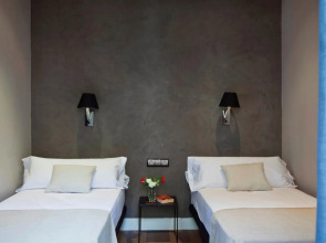 AinB Eixample-Miro Apartments