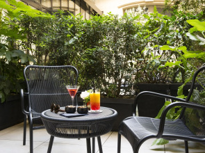 Hotel Le Narcisse Blanc & Spa