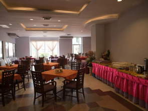 Ayothaya Riverside Hotel Ayutthaya