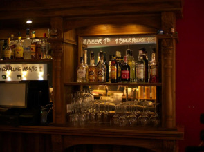 Station Hostel For Backpackers