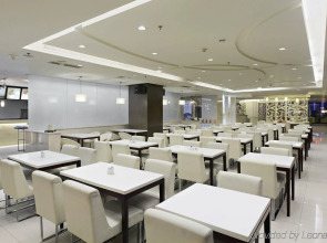 Holiday Inn Express Dalian City Centre by IHG