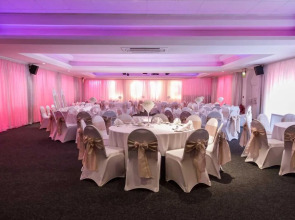 Devonshire House Hotel