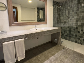 Holiday Inn Algarve Albufeira by IHG