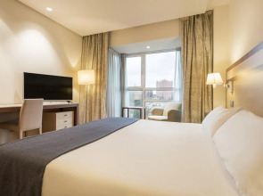 Отель ILUNION Pio XII