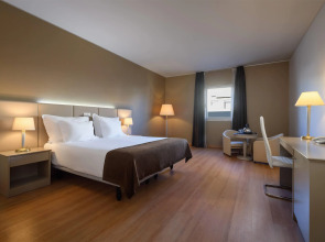 TRYP by Wyndham Porto Centro Hotel