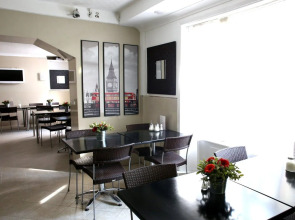 Huttons Hotel, Victoria London