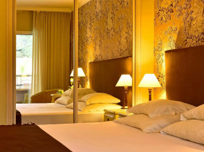 Pestana Village Garden Hotel