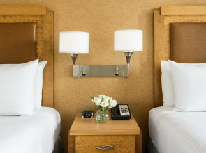 Nyma, The New York Manhattan Hotel