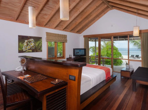 Kuredu Island Resort & Spa