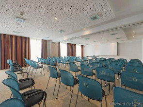 B&B Hotel Lully 3 Lakes