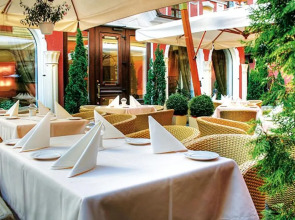 Подол Плаза