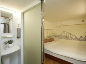 Shanghai Meego Youth Hostel