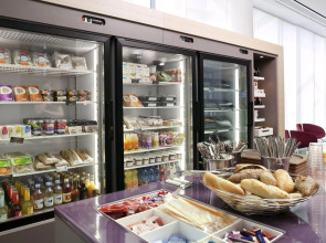 Novotel Suites Paris CDG Airport Villepinte