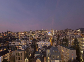 Royal Savoy Hotel & Spa