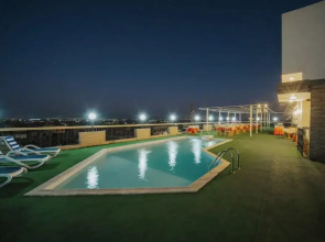 Queens Valley Hotel, Restaurants, Bars and Spa Luxor