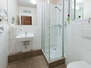 Hotel & Apartments Zarenhof Berlin Prenzlauer Berg