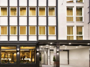 marc münchen - Adults Only