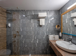 Отель Miarosa Kemer Beach