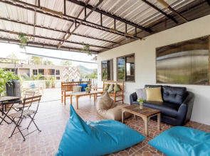 Club 22 Kamala Suites