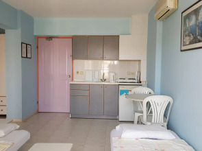 Golden Moon Apart Hotel