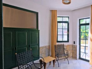 Club Mel Holiday Resort