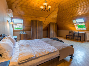 Imperial House Hotel