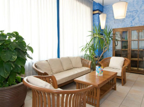 Ponient Pirámide Salou by PortAventura World