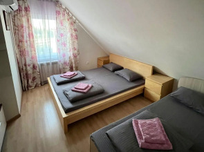 Ю-2 Motel (Мотель)