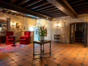 Hôtel Le Donjon - Coeur de la Cité Médiévale