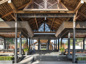 Outrigger Khao Lak Beach Resort