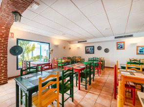 Отель THB Tropical Island Aparthotel