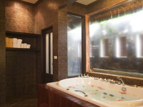 Mukdara Beach Villa & Spa Resort