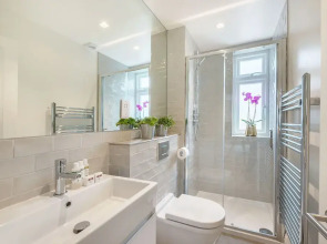 Marylebone - Wyndham Street apartments by Viridian Apartments