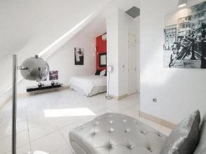 WooTravelling Plaza de Oriente HOMTELS