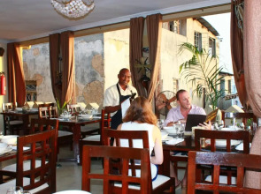 Al Johari Hotel & Spa