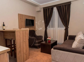 Hotel Crnogorska Kuća