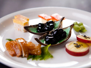 Yufuin Yawaraginosato Yadoya