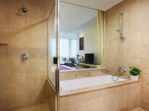 The Davis Bangkok Hotel