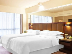 Sheraton Hong Kong Hotel & Towers