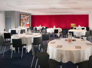 Sea Containers London