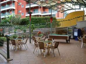 Apartamentos La Carabela