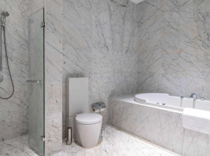 Tomtom Suites - Special Class