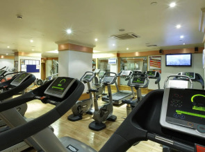 Leonardo Royal Hotel London City