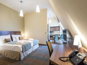 Merchant's Crown Suites and Spa