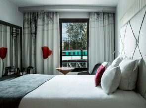 Le Parisis Paris Tour Eiffel